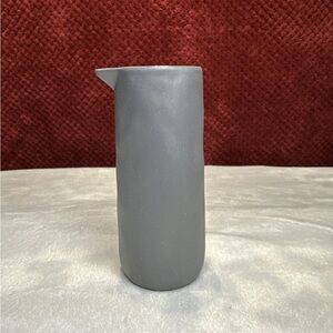 Be Home, Tam Stoneware Pouring Carafe, Decanter, Slate, Dk. Grey 4.75x2.25x2”